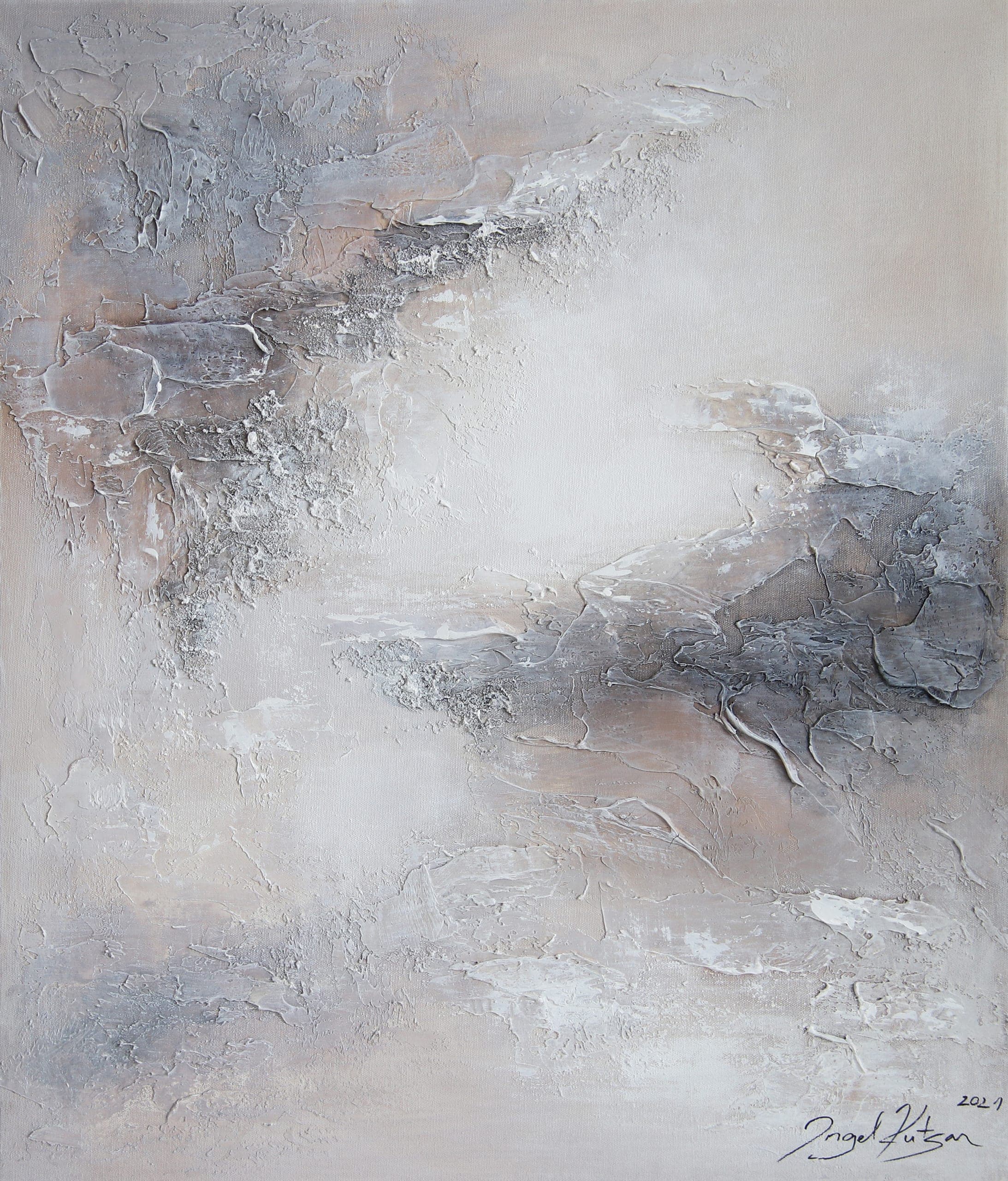 Silver haze – textured original abstract painting in gray-bluish, beige and white tones